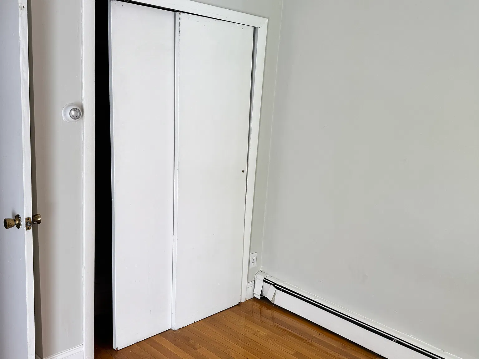 1 bed, 950 sqft, $2,435 — Photo 4