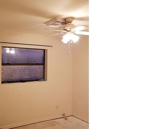 5th image of 6103 SW 48th Ct #A