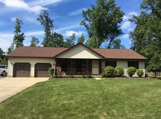 5435 Barkwood Dr, Sheffield Village, OH