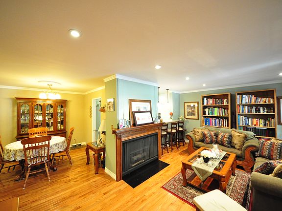 5th image of 125 N Allen Ave APT 116