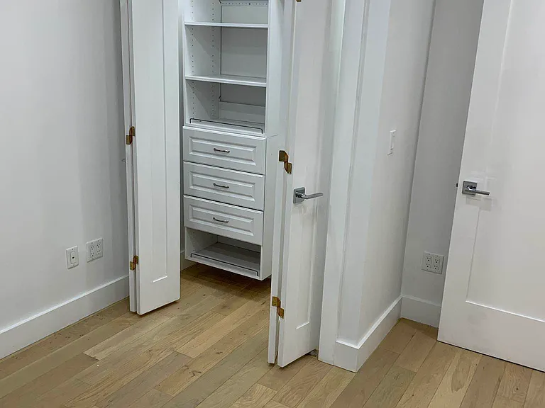 25-10 38th Ave #3C — Photo 5