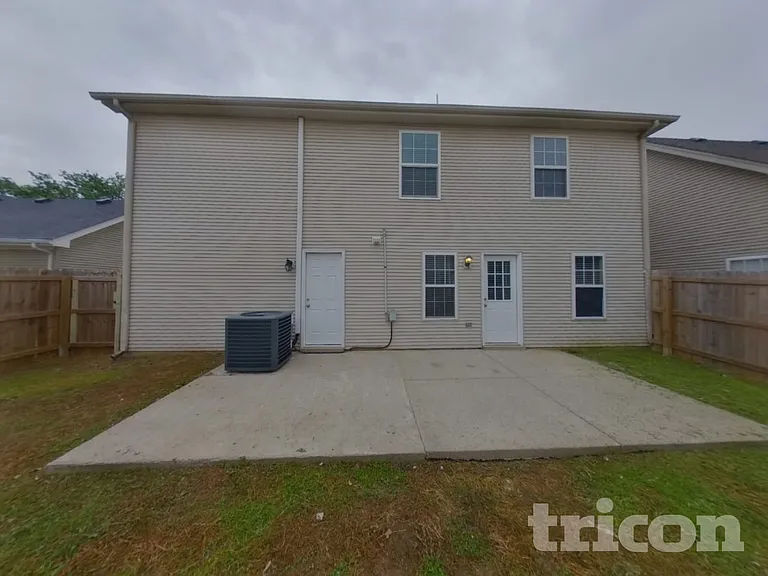 2743 Windwalker Ct — Photo 17