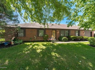 718 Carolyn St, Radcliff, KY 40160