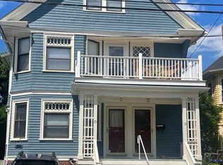 10 Mayflower St, Providence, RI 02906