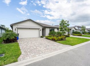 2940 Shortleaf Ave, Lauderdale Lakes, FL 33311