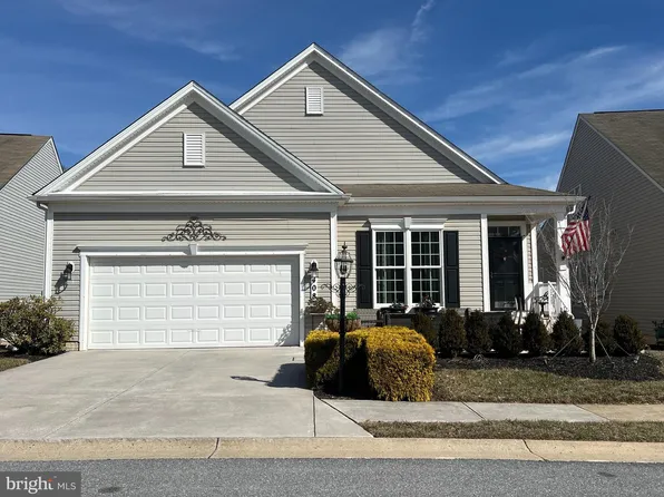 408 Clubside Dr #287, Taneytown, MD 21787