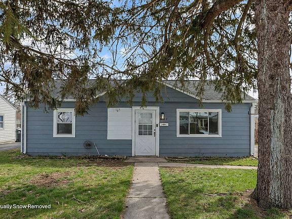 3rd image of 4475 Saint Margaret Ln