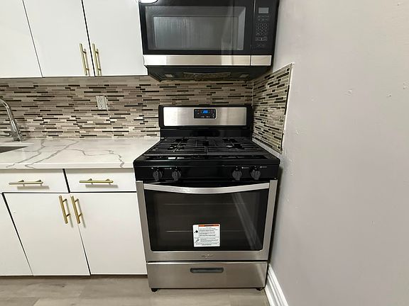 2nd image of 166 Harrison Ave #22E