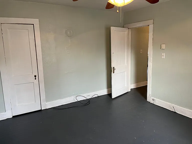 720 Elm St #A — Photo 6