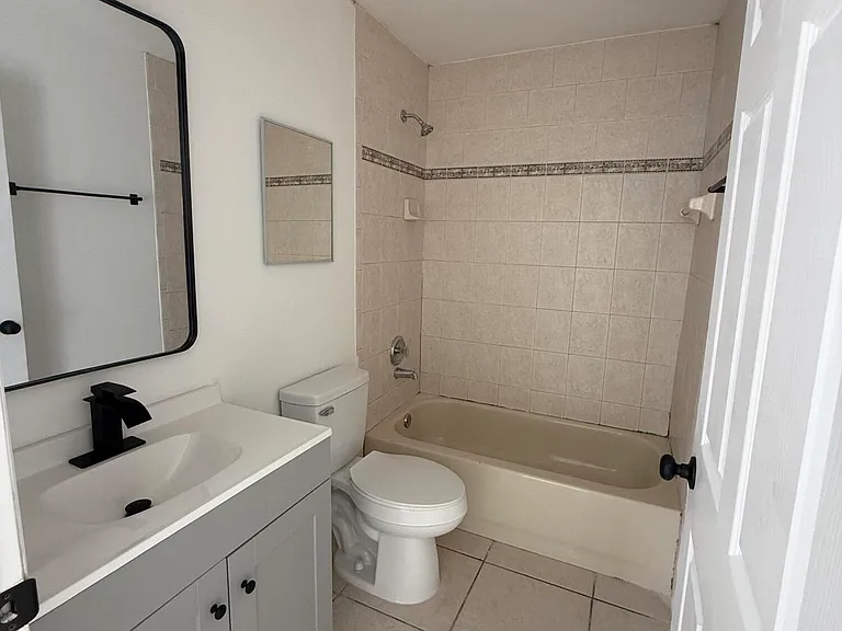1215 Hyacinth Pl #1215 — Photo 13