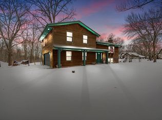 26712 Oak Ln, Wind Lake, WI 53185