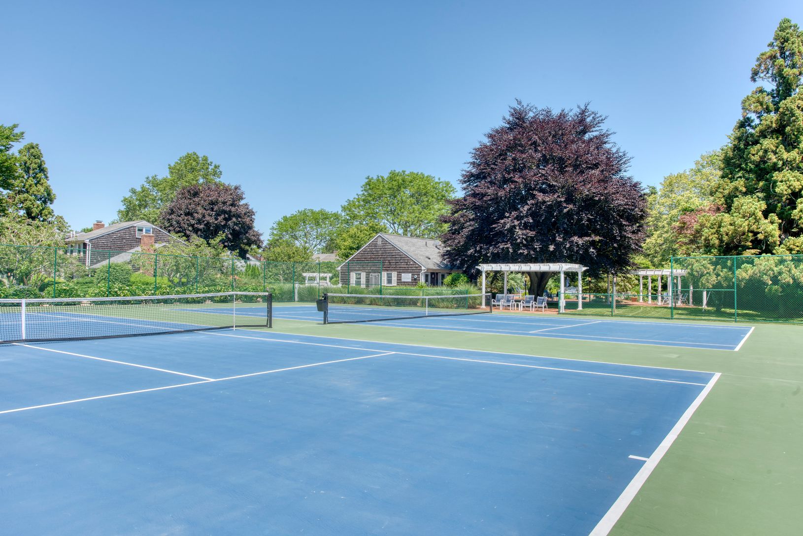  Community Tennis Court