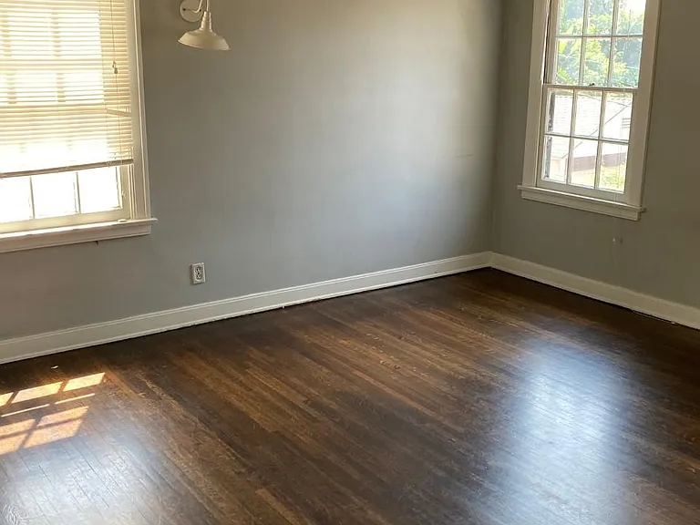 400 S Citrus Ave — Photo 12