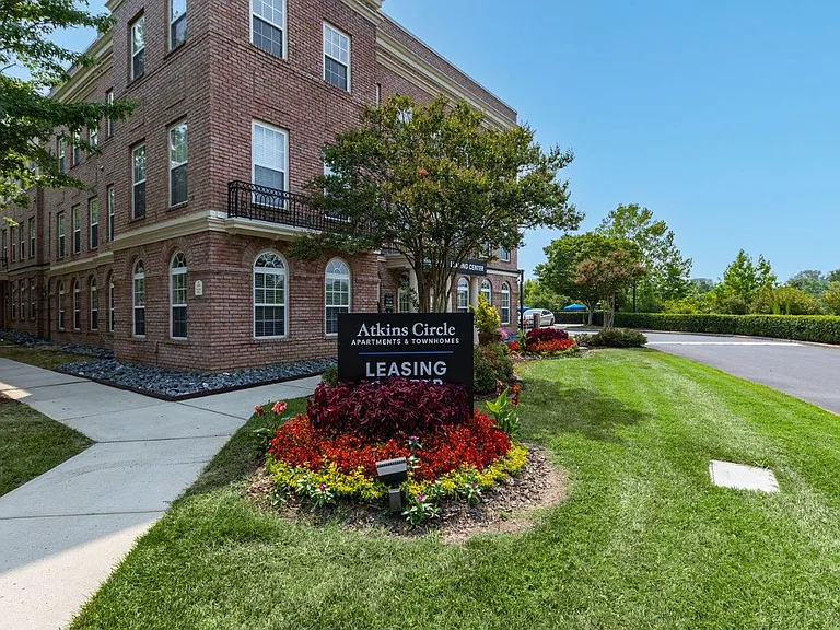 Atkins Circle Apartments and Townhomes — Photo 24