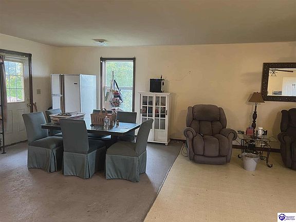 5th image of 350 Hash Rd