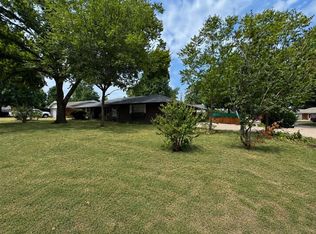 2817 N Holloway Ave, Bethany, OK 73008