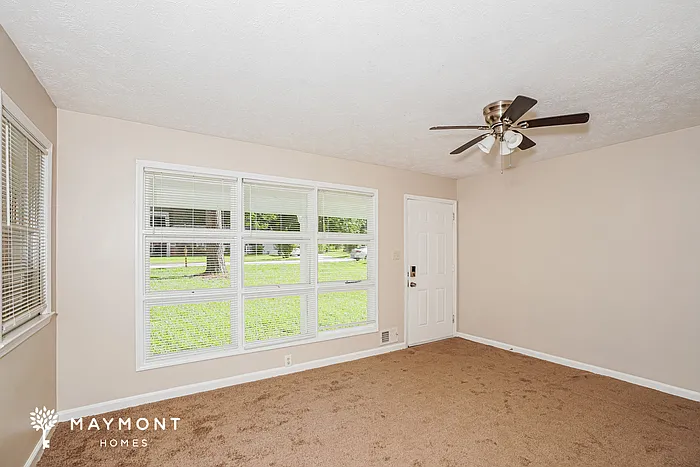 310 Sunset Dr — Photo 4