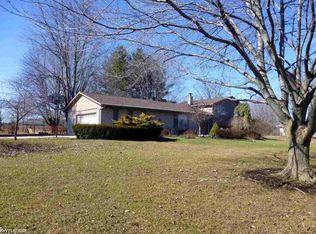 1928 Stoddard Rd, Richmond, MI 48062