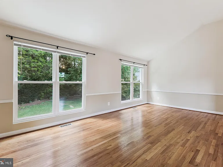 6916 Southridge Dr — Photo 14
