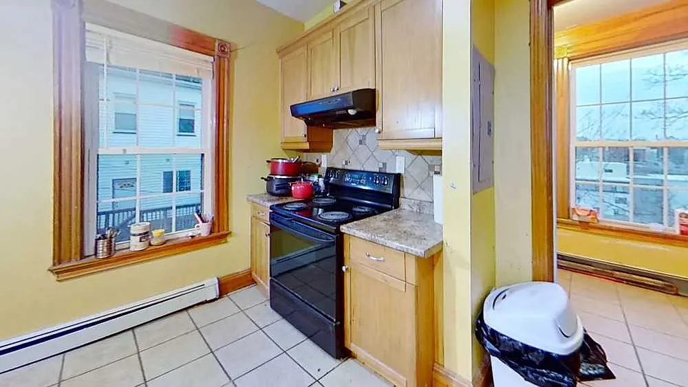 4 bed, $3,800 — Photo 3