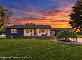 3200 E Round Lake Rd, Dewitt, MI 48820