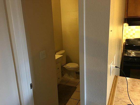 1/2 restroom off of living room