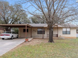 2106 Calvert Rd, Brownwood, TX 76801