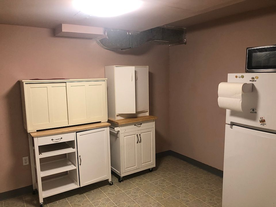 1st image of 3289 Weymouth Ct #Basement
