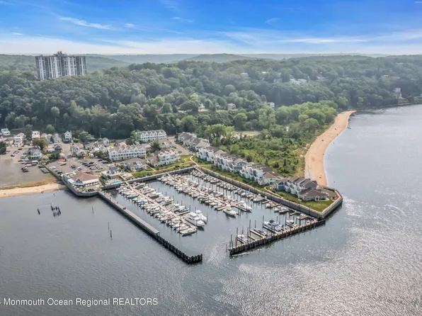 22 Lighthouse Pt Road #403, Highlands, NJ 07732