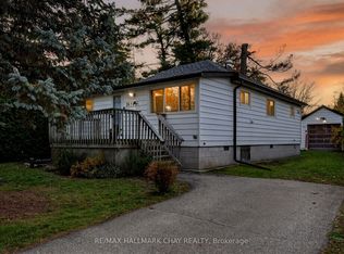 2036 Northern Ave, Innisfil, ON L9S 1Z4