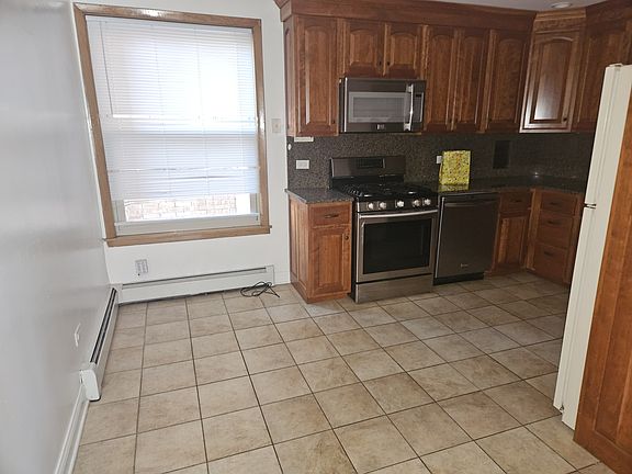 2nd image of 6925 W Higgins Ave APT 1W