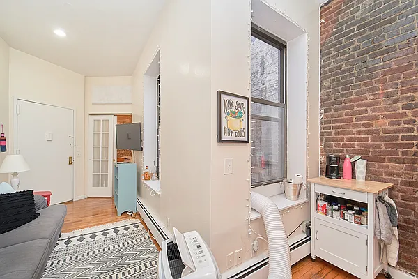 Rented by Living New York | media 18