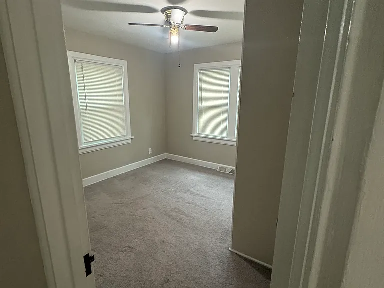 283 Oak St — Photo 12
