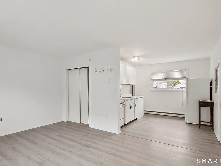 36 Woodbury Ave #2A — Photo 7