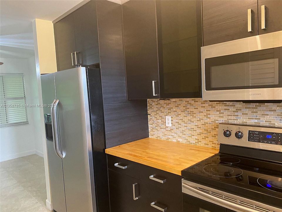 1st image of 2624 SE 21st Ct #206-B