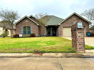 6005 Toria Dr, Alexandria, LA 71303