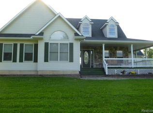 3365 Crandall Rd, Howell, MI 48855