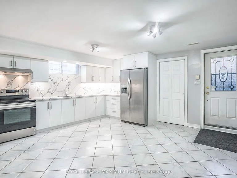 641 Caledonia Rd #BASEMENT — Photo 11