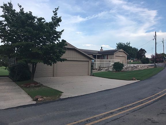 4th image of 8192 S Lakeshore Dr
