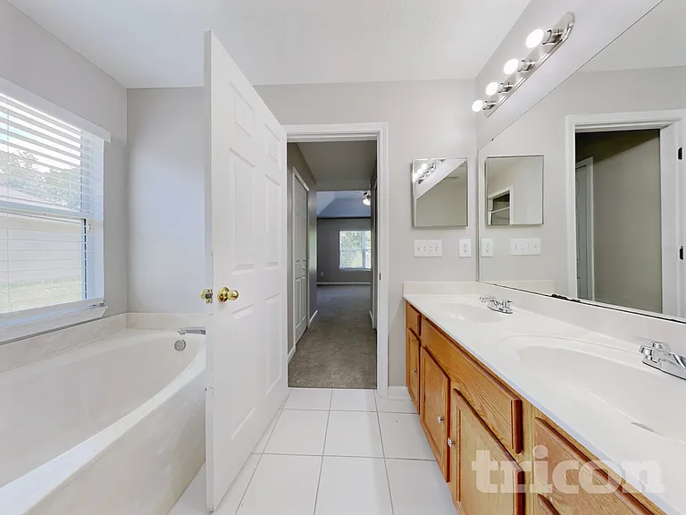 13730 Fish Eagle Dr W — Photo 8