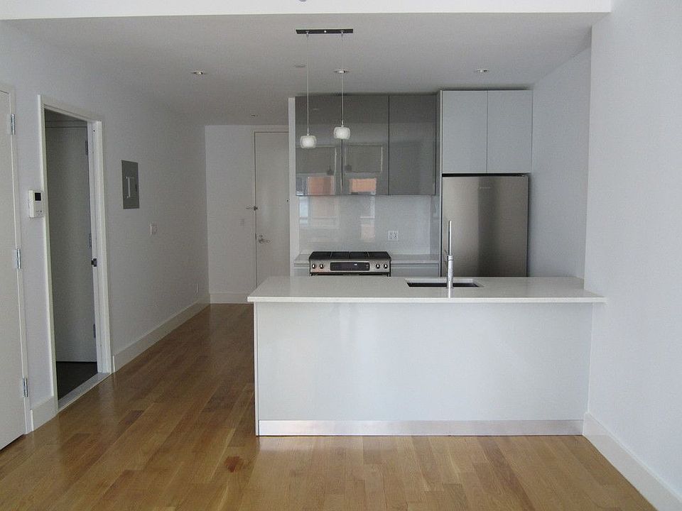 1st image of 2-22 51st St #9D