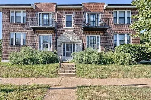 4924 Potomac St photo 1