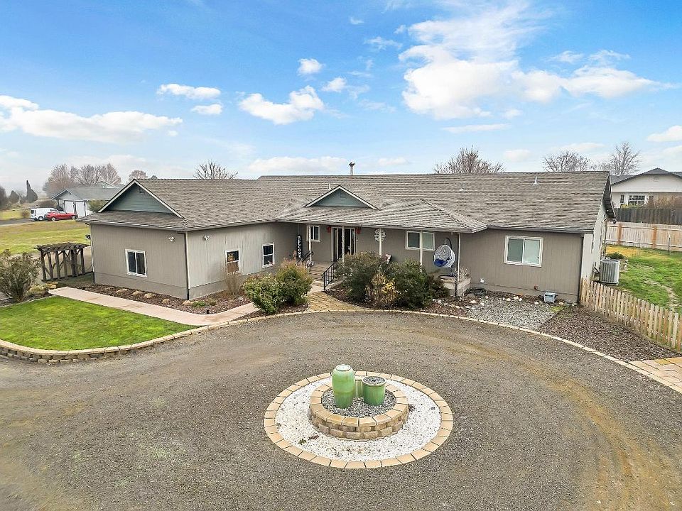 1st image of 2622 Watson Ct