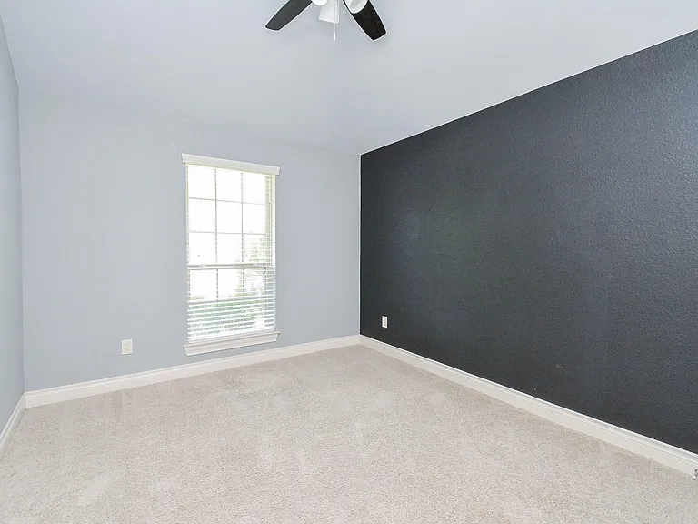 28803 Davenport Dr — Photo 25