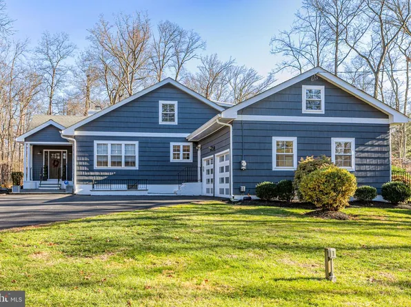 10 Tall Timbers Dr, Princeton, NJ 08540