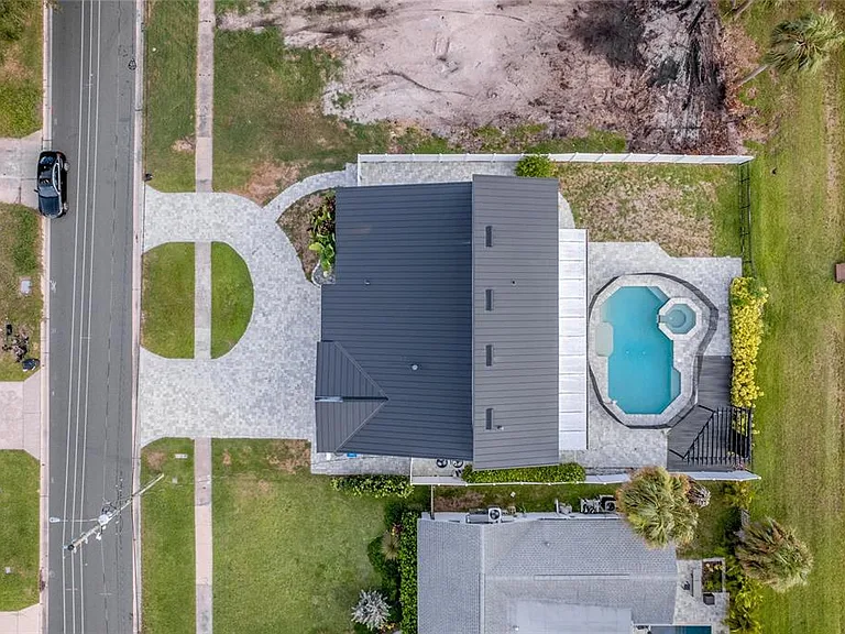 5400 Denver St NE — Photo 51