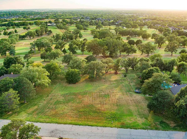 0 Valley View Dr, Salina, KS 67401