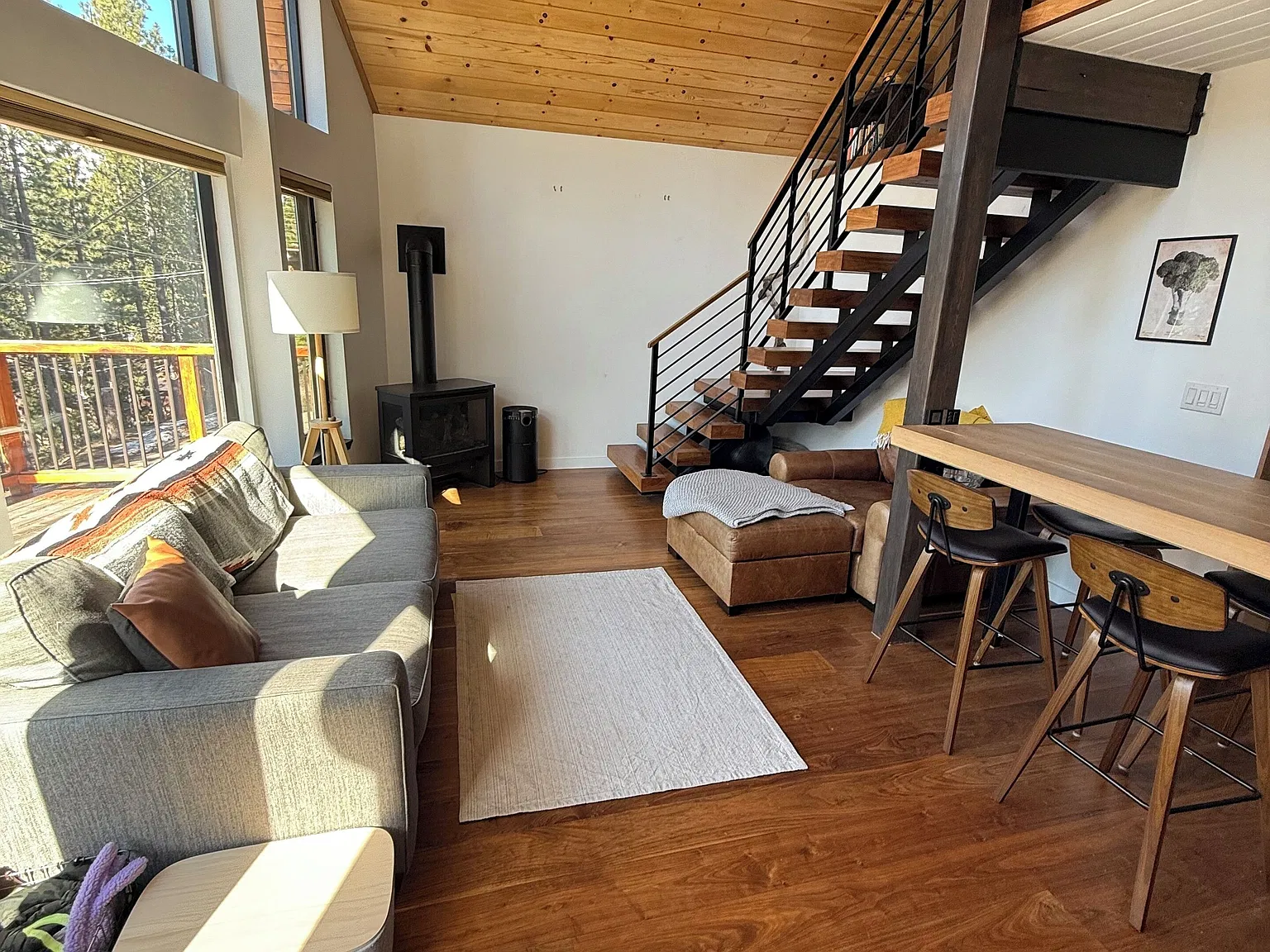 1 bed, 755 sqft, $2,800 — Photo 2