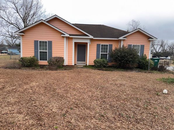 1240 Ball Park Ave NE