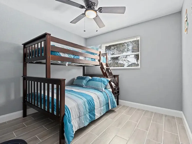 1004 N Betty Ln — Photo 15